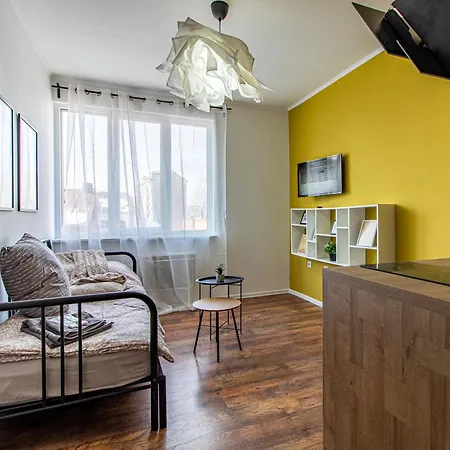 شقة Nevsky Loft - *